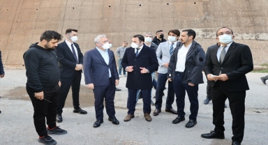 GÜNCELLEME 2 - Sivas'ta trafonun patlaması sonucu 1 işçi öldü, 3 işçi yaralandı