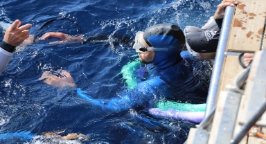 Hırvat sporcu Klovar, Antalya'da serbest dalış dünya rekoru kırdı