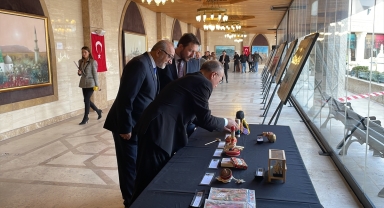 Japonya'nın Ankara Büyükelçisi Suzuki, Konya'da sergi açılışına katıldı