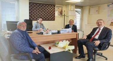 Karaman'da PTT'den kuruluş yılına özel 182. müşteriye hediye verildi