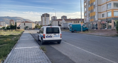 Kayseri'de bıçaklı kavgada yaralanan genç hastaneye kaldırıldı