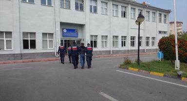 Kayseri'de DEAŞ operasyonunda 2 zanlı yakalandı 