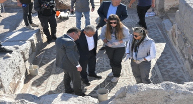 Kayseri'deki Geç Roma-Erken Bizans dönemine ait mozaikli yapıda çalışmalar sürüyor