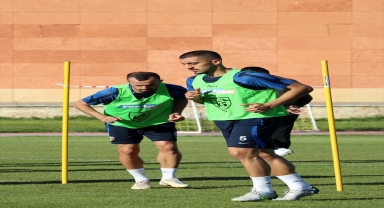 Kayserisporlu Cardoso ve Mensah, Galatasaray karşısında üç puana inanıyor