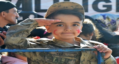 Konya, Aksaray, Afyonkarahisar ve Karaman'da 29 Ekim Cumhuriyet Bayramı kutlanıyor