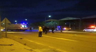 Konya'da iki otomobilin çarpışması sonucu 2 kişi yaralandı 