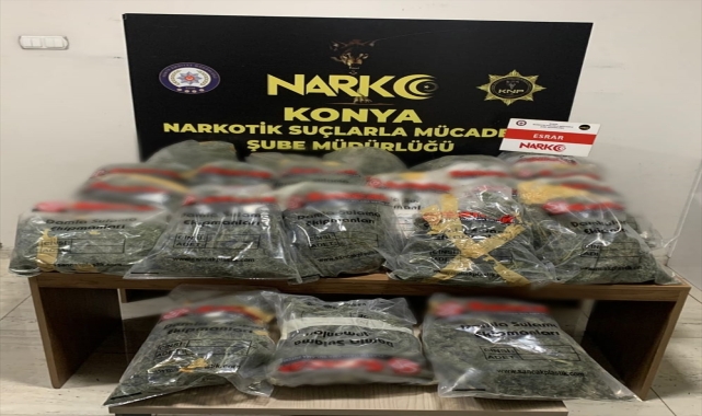 Konya'da uyuşturucu operasyonunda 23 kilogram esrar ele geçirildi