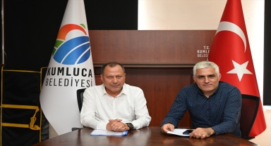 Kumluca Belediyesi yönetimi grev yapan işçilerle ilgili açıklama yaptı 