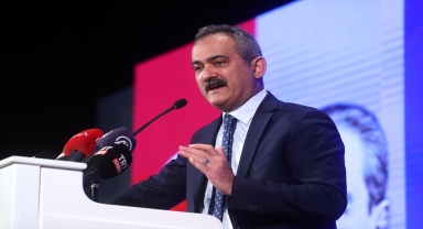 MEB ve Mamak Belediyesi iş birliğiyle mesleki eğitim merkezlerindeki öğrencilere destek verilecek 