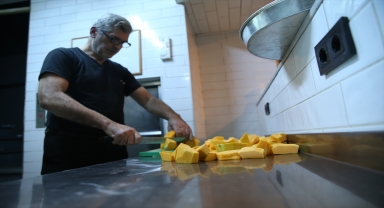 ŞEHİRLERİN LEZZET REKABETİ - Sakarya ve Antalya'nın kabakta 