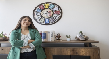 Serebral palsili genç en büyük hayalini gerçekleştirip avukat oldu