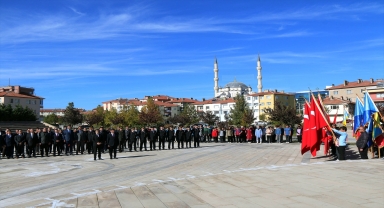 Sivas'ta 29 Ekim Cumhuriyet Bayramı kutlanıyor