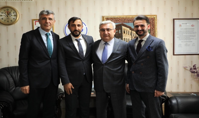 Sivas Ticaret Borsası'nda devir teslim töreni düzenlendi