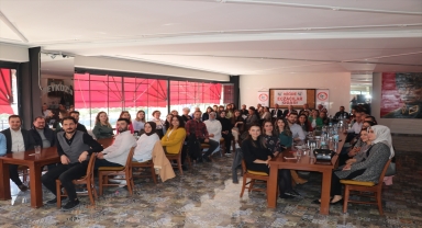 TEB Başkanı Üney Niğde'de eczacılarla buluştu: