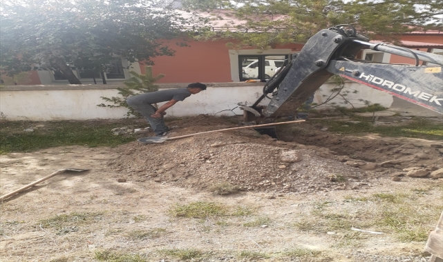 Ulaş'ta evlere doğal gaz boru hattı çekilmeye başlandı