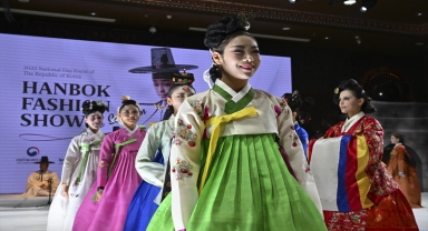 Ulaştırma ve Altyapı Bakanı Karaismailoğlu, Güney Kore'nin milli gününe katıldı: