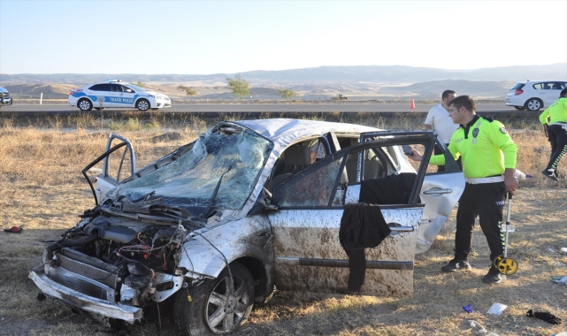 Yozgat’ta devrilen otomobildeki 1 kişi öldü
