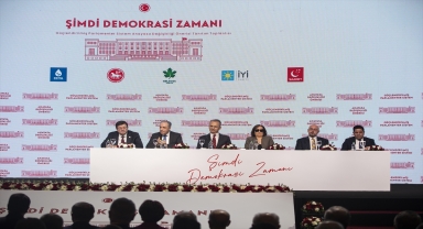 Altılı masanın anayasa değişikliği çalışması tanıtıldı 