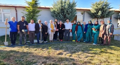 Beyşehir'de fidan dikimi