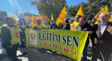 Eğitim-Sen Kayseri Şubesi üyelerinden iş bırakma eylemi
