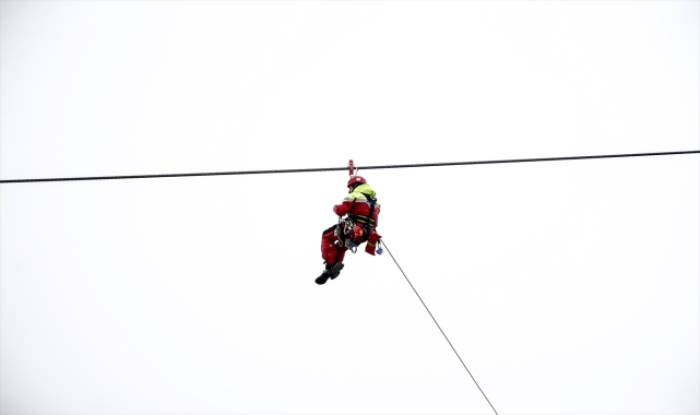 Erciyes'te yeni sezon öncesi kurtarma tatbikatı yapıldı