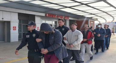 Eskişehir merkezli FETÖ operasyonunda yakalanan 22 şüpheli adliyede