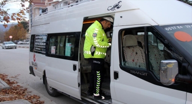 İçişleri Bakanlığından okul çevreleri ve servis araçlarına yönelik denetim
