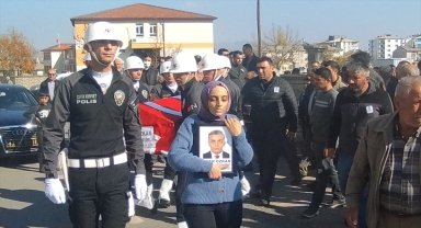Kalp krizi geçiren polis memuru Seydişehir'de toprağa verildi