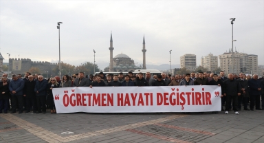 Kayseri'de Öğretmenler Günü dolayısıyla tören düzenlendi 