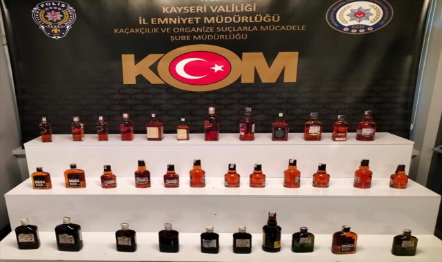 Kayseri'de sahte alkol ve makaron ele geçirildi