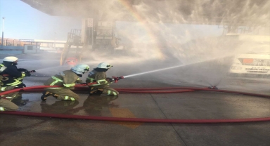 Kırıkkale Belediyesi itfaiye ekipleri gaz dolum tesisinde yangın tatbikatı yaptı