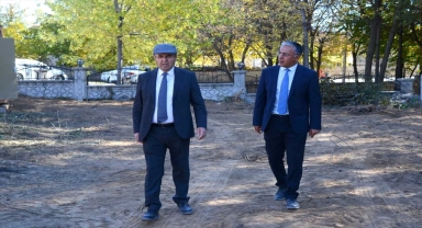 Kırşehir Belediyesi kültür ve taziye evi yapımına devam ediyor