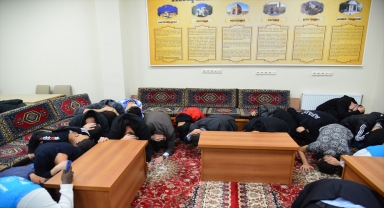 Kırşehir Valisi Buhara, öğrenci yurdundaki deprem tatbikatına katıldı