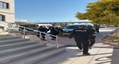 Konya'da uyuşturucu operasyonunda 2 kişi tutuklandı