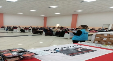 LÖSEV Niğde'de lösemi hastaları ve ailelerine et dağıttı