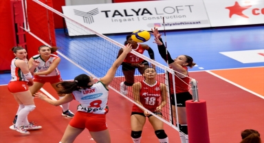 Muratpaşa Belediyespor, Karşıyaka'yı 3-0 mağlup etti