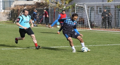 Nevşehirli ve Kayserili öğretmenler dostluk maçı için sahaya çıktı