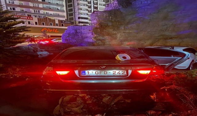 Niğde'de trafik kazasında 1 kişi öldü, 4 kişi yaralandı