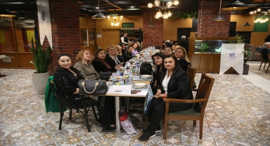 Taş Mektep Kayseri Lisesi Mezunları Derneği, emekli öğretmenlerini buluşturdu