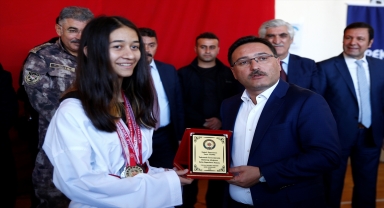 Vali Çiçek, TDP Şube Müdürlüğünü ziyaret etti