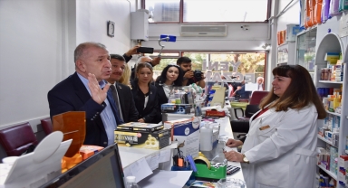 Zafer Partisi Genel Başkanı Özdağ, Eskişehir'de gençlerle bir araya geldi