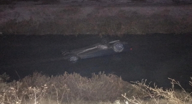 Aksaray'da sulama kanalına devrilen otomobildeki 1 kişi öldü, 1 kişi yaralandı