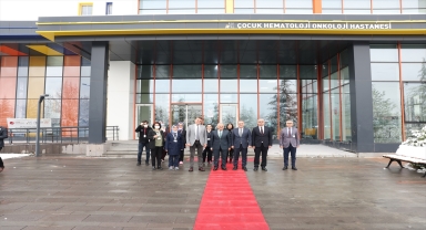 Büyükkılıç'tan KANKA Çocuk Hematoloji Onkoloji Hastanesi ve Diş Hekimliği Fakültesine ziyaret