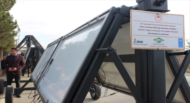 Güneş enerjisi ile çalışan taşınabilir sulama sistemi çiftçilere teslim edildi