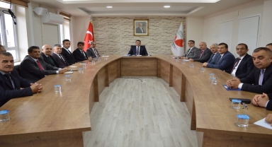 Hüyük Kaymakamı okul müdürleri ile istişarede bulundu