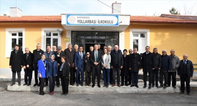 Karaman Valisi Akkoyun, Yollarbaşı Köy Yaşam Merkezi'ni ziyaret etti