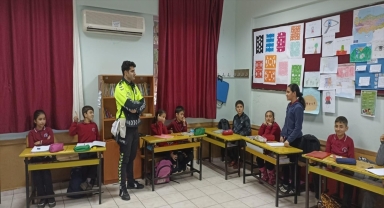 Kaş'ta öğrencilere trafik eğitimi verildi