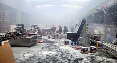 Kırıkkale'de madeni yağ fabrikasında çıkan yangın söndürüldü