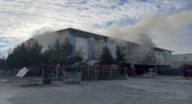 Niğde'de iş yerinin kazan dairesinde çıkan yangın söndürüldü
