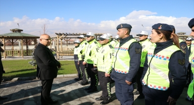Niğde Valisi Mustafa Koç'tan sürücülere kış tedbirleri uyarısı